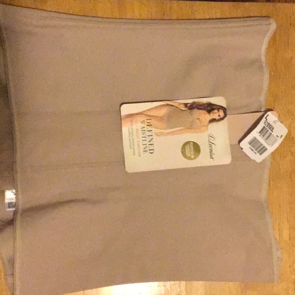 Brand new defined waist line cincher